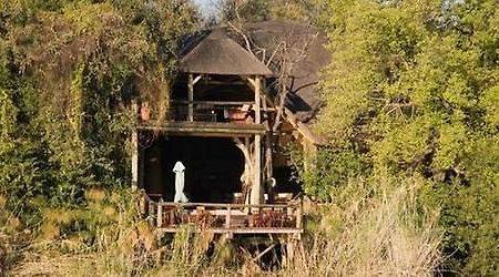 Lianshulu Lodge Muneambuanas Екстер'єр фото