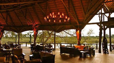 Lianshulu Lodge Muneambuanas Екстер'єр фото